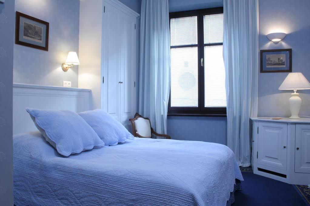Hotel Grodek Krakow Ngoại thất bức ảnh A bedroom
