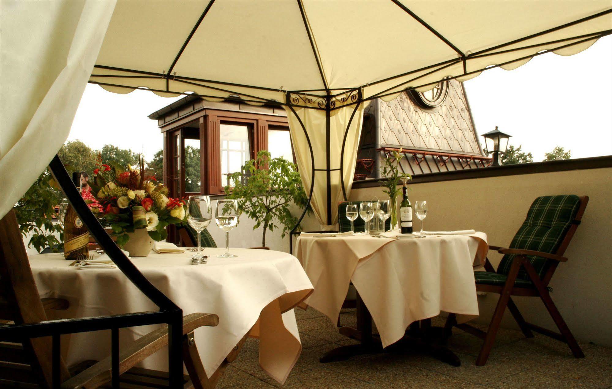 Hotel Grodek Krakow Ngoại thất bức ảnh The terrace