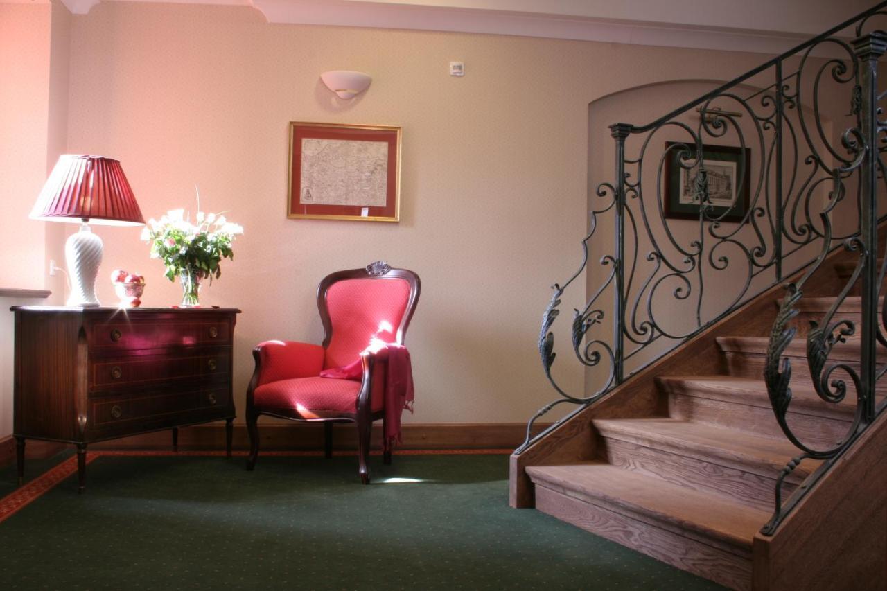 Hotel Grodek Krakow Ngoại thất bức ảnh The interior of the hotel